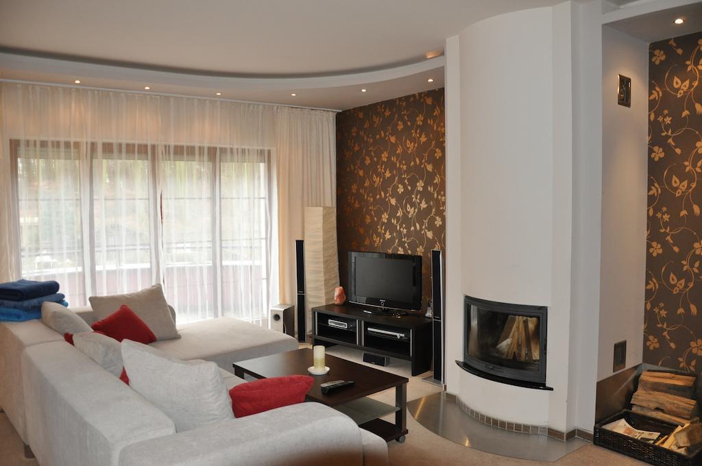 Apartman Bila Hora - Roudna Plzen Exterior photo